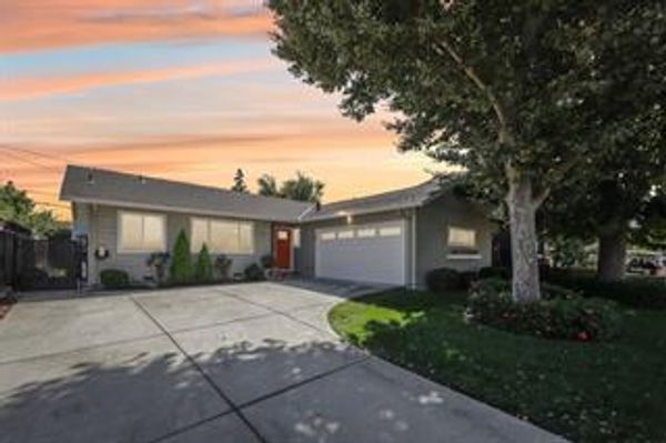 $1,710,000
2412 Stokes Street, San Jose, CA 95128 sold by Jim Galli & Katie Galli Ketelsen Realtors