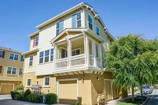 $1,308,000
641 Turnbuckle Drive, #1701, Redwood City, CA sold by Jim Galli & Katie Galli Ketelsen