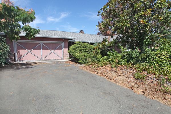 $2,936,000
1798 Wenrick Court, Los Altos, CA 94024 sold by Jim Galli & Katie Galli Ketelsen.