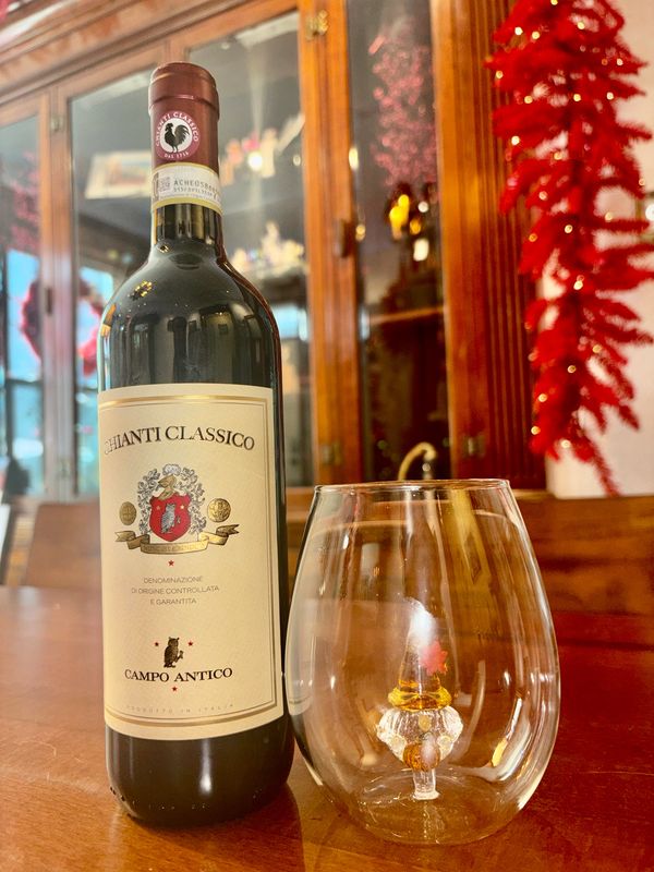 Jersey Art Glass wine glasses. Gnome in the center of glass.