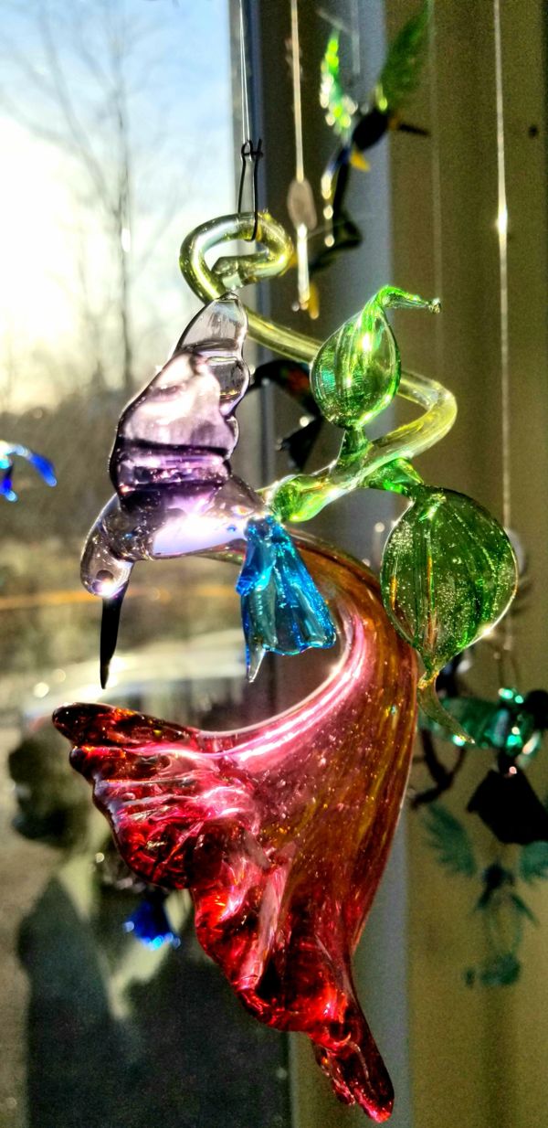 handblown sculpture art hummingbird