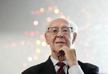 Photo of Dirk van Leenen