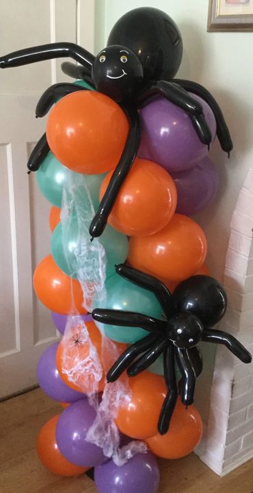 Halloween Balloon Column complete with spider 