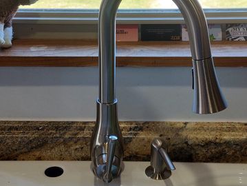 kitchen faucet, bath faucet, replace, plumbing repair, kitchen sink, bathroom sink