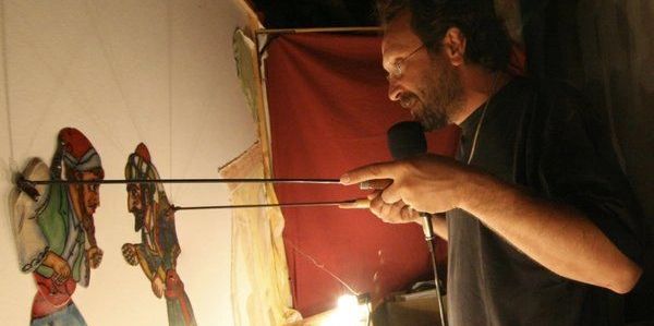 Orta oyunu, geleneksel Türk tiyatrosunun en önemli parçalarından biridir.