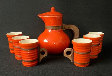 Red Wing Gypsy Trail Orange Batter Pitcher and Six Coffee Cups with Removable Copper & Wood Handles