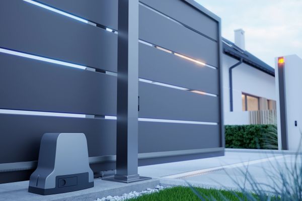 Sliding electric gate installation with PEAK Automatic Gates & Fencing