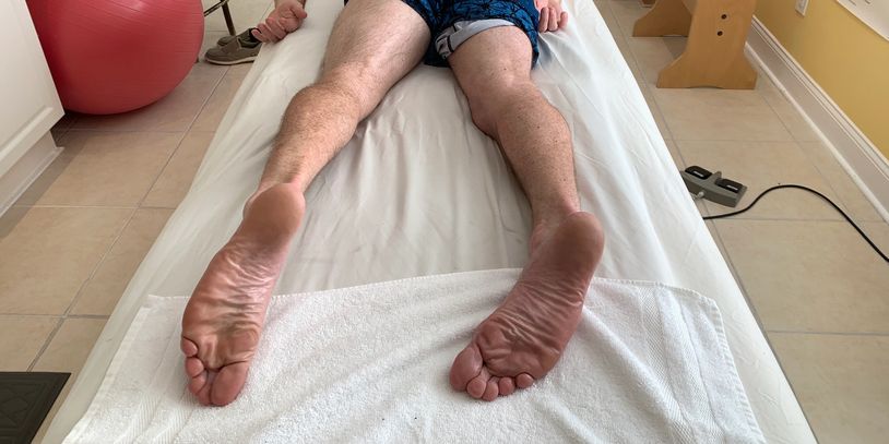 Rolfing by James Donatelli fixes feet misalignment, running injuries, knee pain, hip pain.