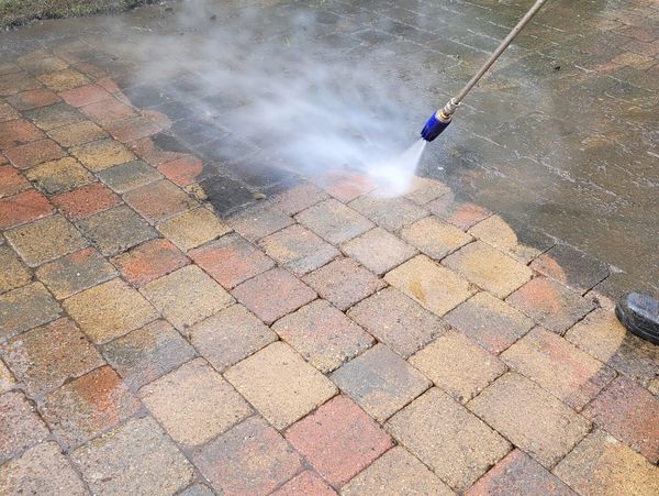 Pressure washing in Wynyard, driveways, patios and decking specialists