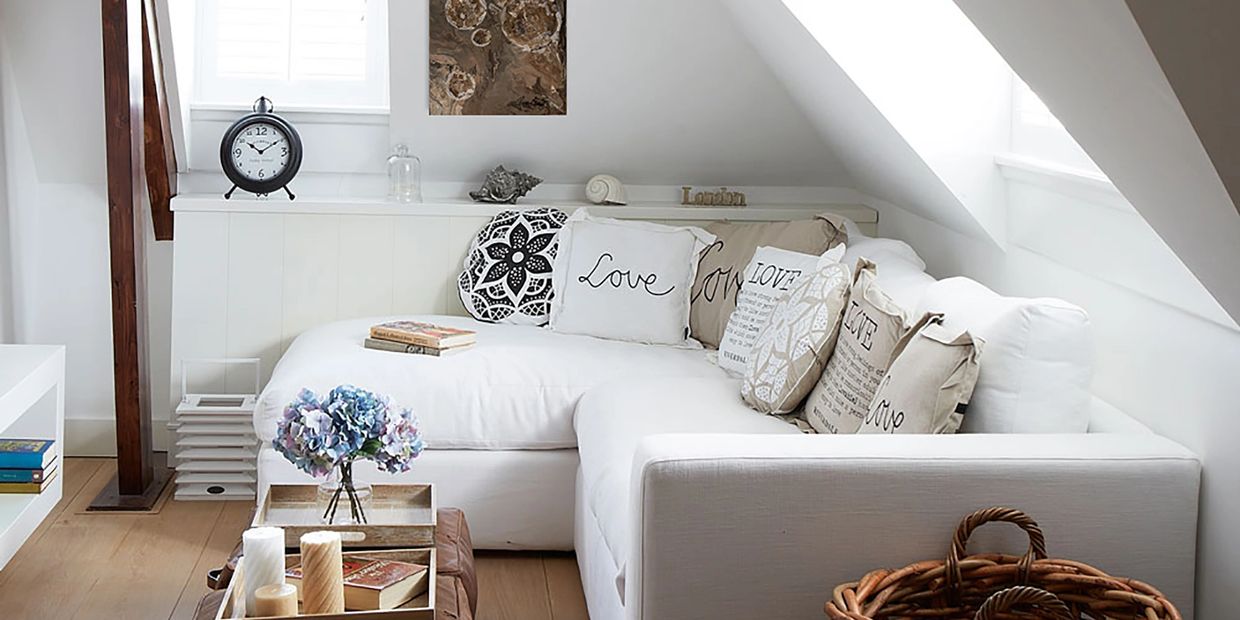 Acrylic abstract artist, Rosemary Craig's Herald