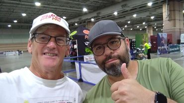 Slam Master Pro Gordon G.G. Gebert with another satisfied customer.