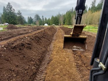 Swale on contour with level road/terrace