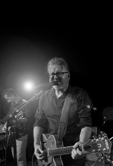 Americana Rock Band in Chicago - Eric Case Band