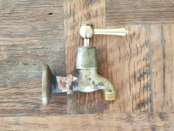 Foot / Hose tap
