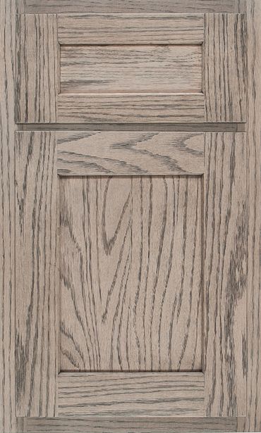 Door Style: Hanover Door
Finish: Flagstone on Red Oak
Drawer Front: Matching Five Piece
Shiloh