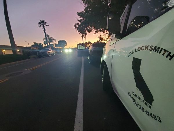 Emergency locksmith near me