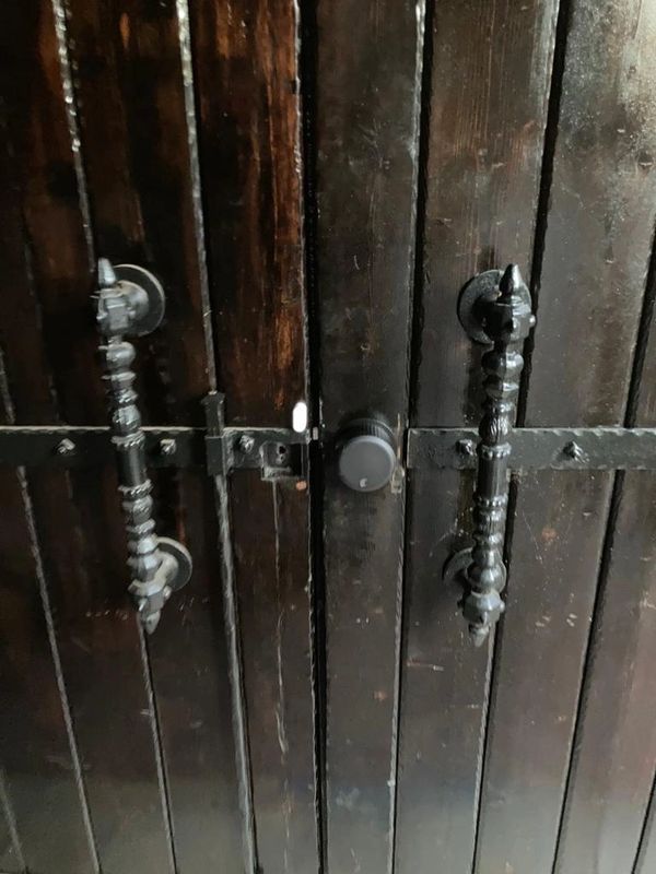 House lockout, unlock your door