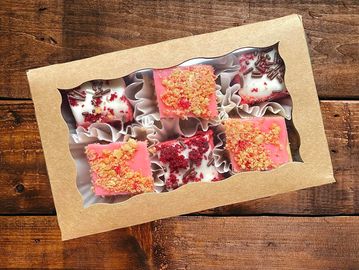 Pre-packaged Cheesecake Variety Square Boxes