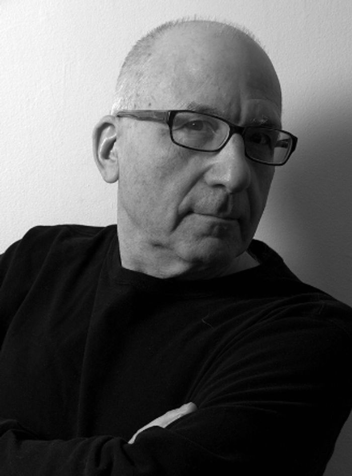 Leonard Yakir. Writer known for The Mourning Suit (1975),Out of the Blue (1980) and 1200+ (2015).