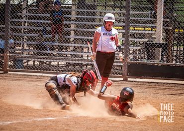 photo credit Leah Simmers