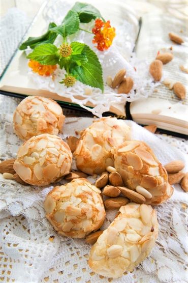 Slivered Almond Cookies