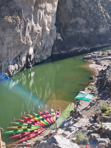 Rio Colca , kayak, baños termales