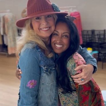 Cozzena CEO Lynnea Cheatum and Social Media Executive Lead Minali Liyanage