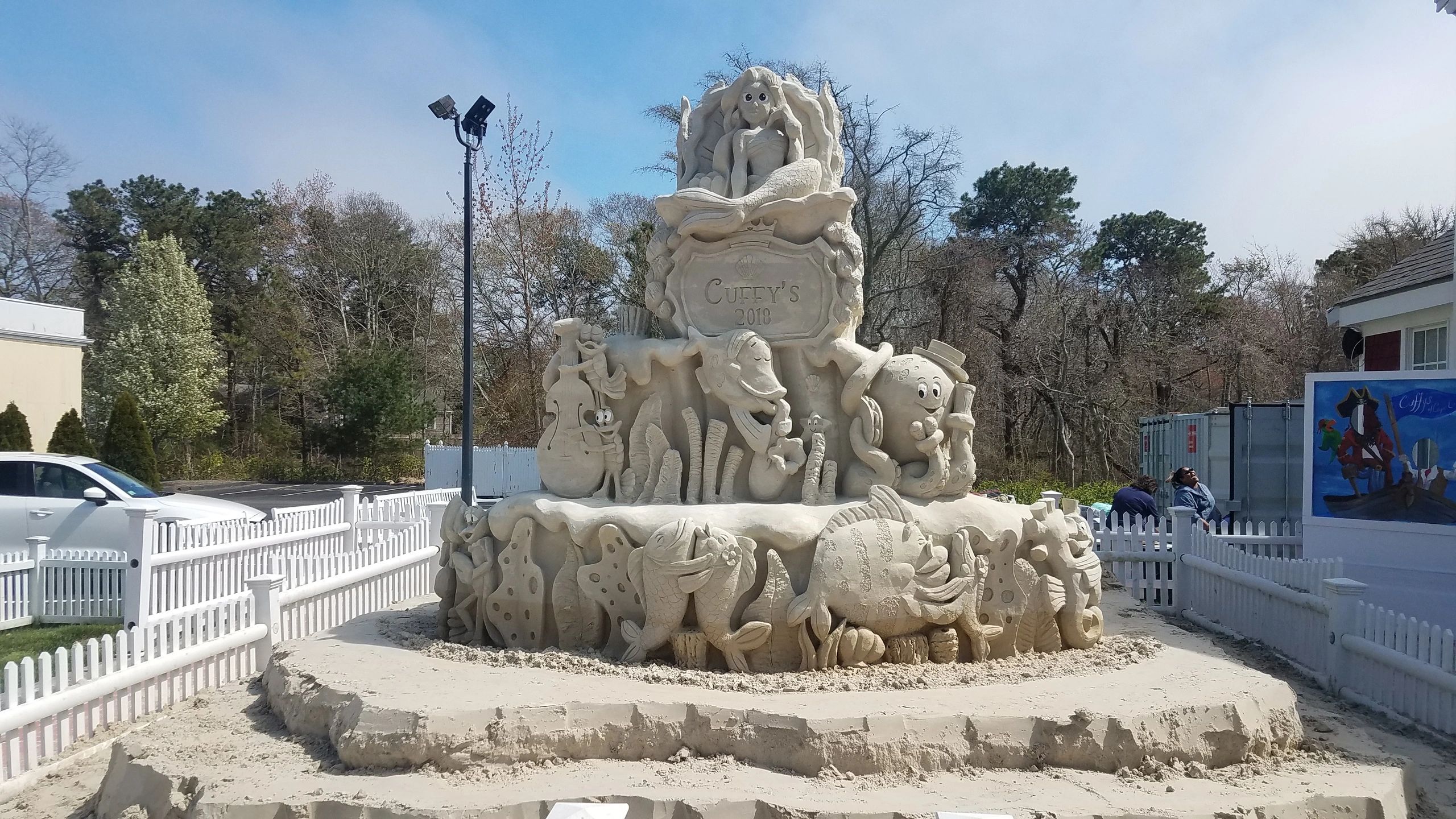 20 ton sand sculpture created over the course of 10 days. This was a private commission for Cuffys