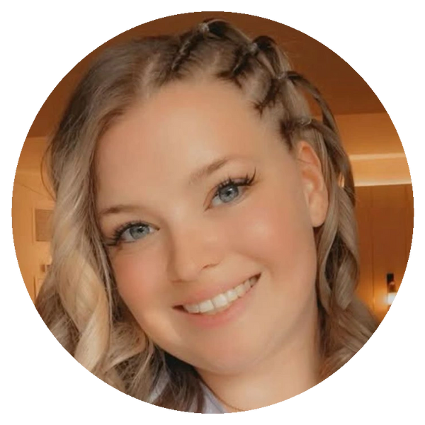 Gabrielle Wright, Massage Therapist Intern