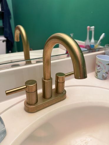 replacing bathroom faucet