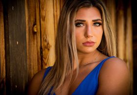 High school senior portraits in Bethel Park, senior photographer, studio location photography