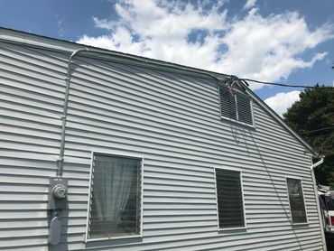 200 AMP EXTERIOR SERVICE REPLACED