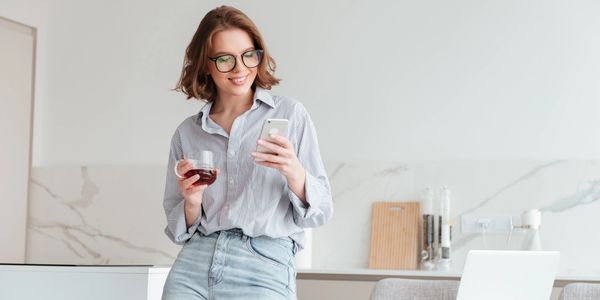 Aprende inteligencia 60 segundos al día. Educación para latinos en AI.