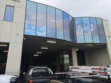 Commercial window cleaning