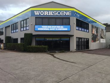 Commercial window cleaning