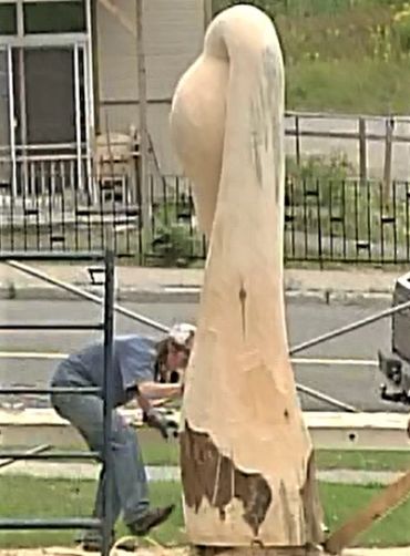 Anick Boulet Sculpture bois québécois organique nature métal sculpteur meilleur scie éruption fleur