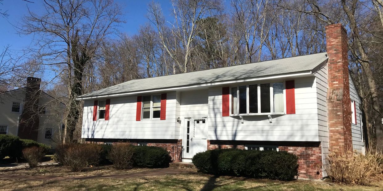 North Andover
01845
real estate
listing
property
andover
01810
buying
selling
Old Center
house