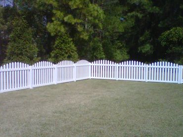 4' High White Vinyl Routed Arched Picket