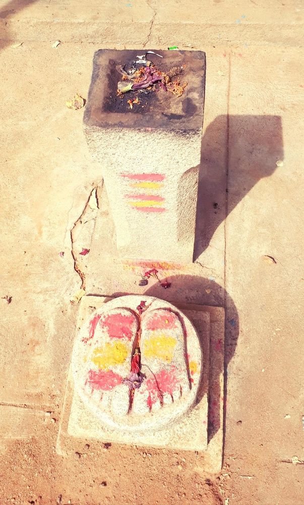 Yoga/Feet of realized