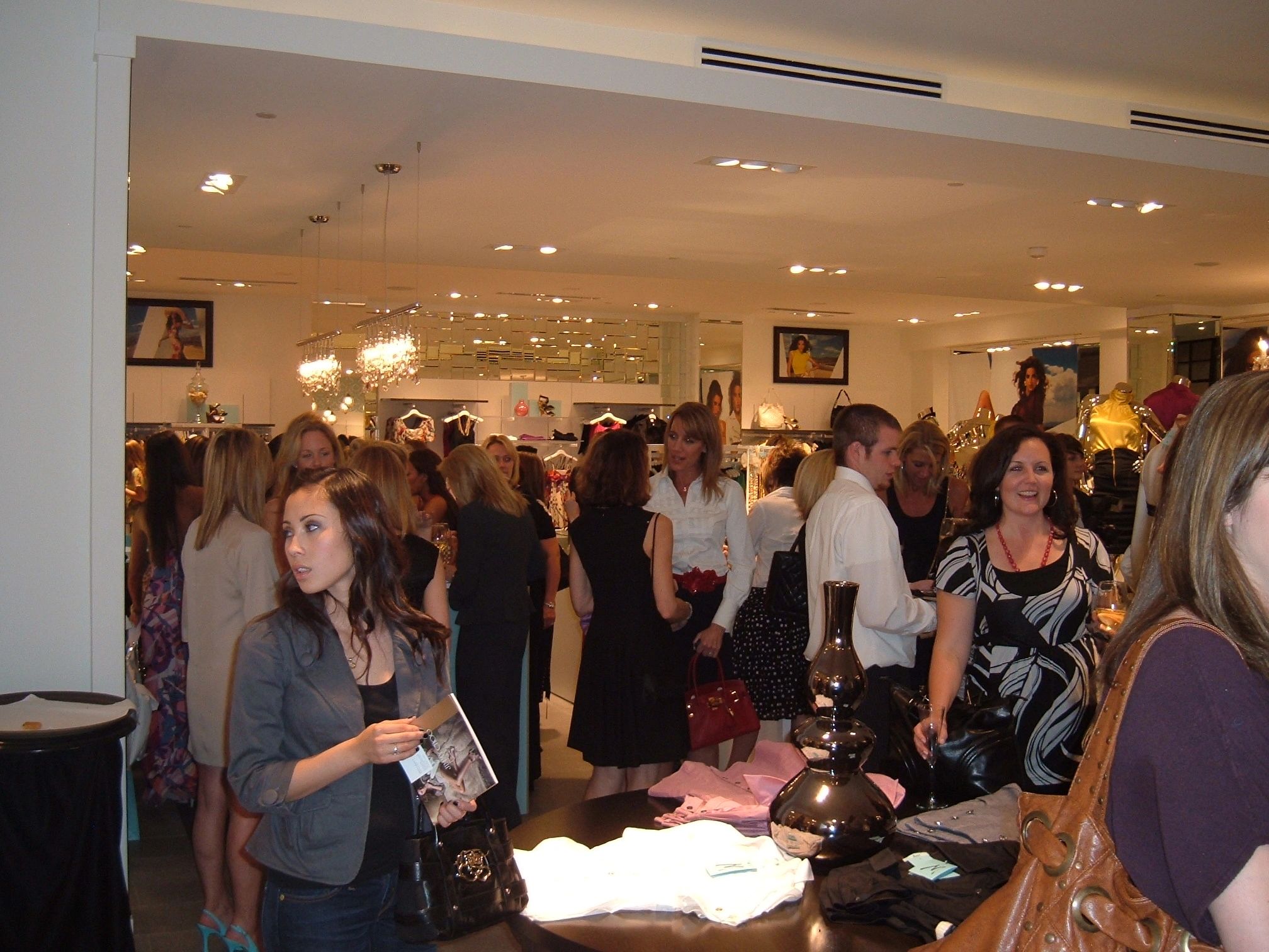 View_of_Marciano_event_crowd.JPG