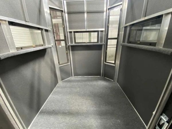 Hunting Blinds - Deer Box Blinds - Insulated Deer Stands