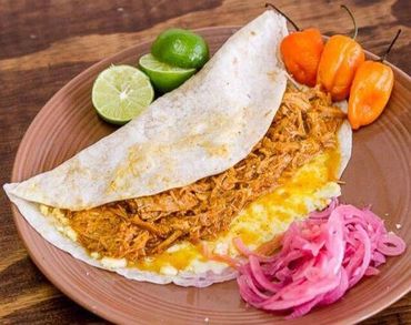 sincronizada de cochinita pibil