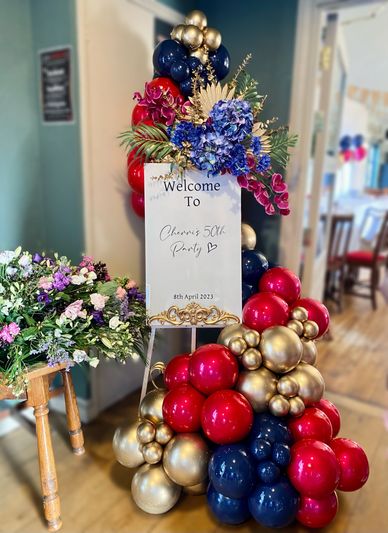 Personalised Welcome sign with balloons in Sussex, Surrey & kent