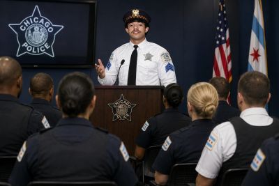 Michael J. Anthony addressing fellow Chicago police department officers.