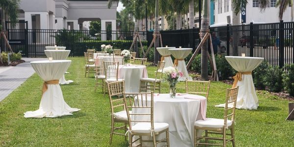 Bishop Museum weddings by Tampa and Sarasota Wedding Gallery and Milan Catering
