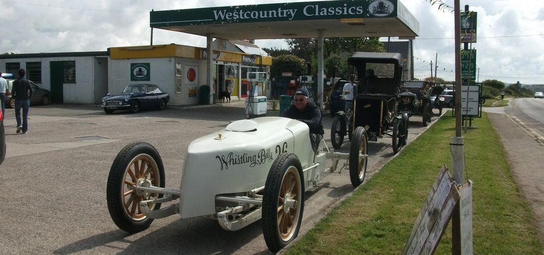 1905 White Steam racer,  With 1902 & 1908 Whites behind!