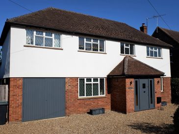 Modernized detached property with integrated garage in the village of Chorleywood, Hertfordshire