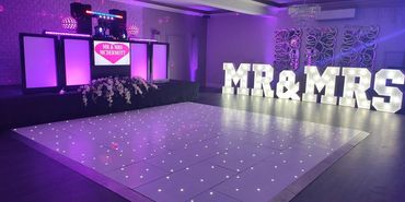 mr and mrs wedding dj setup