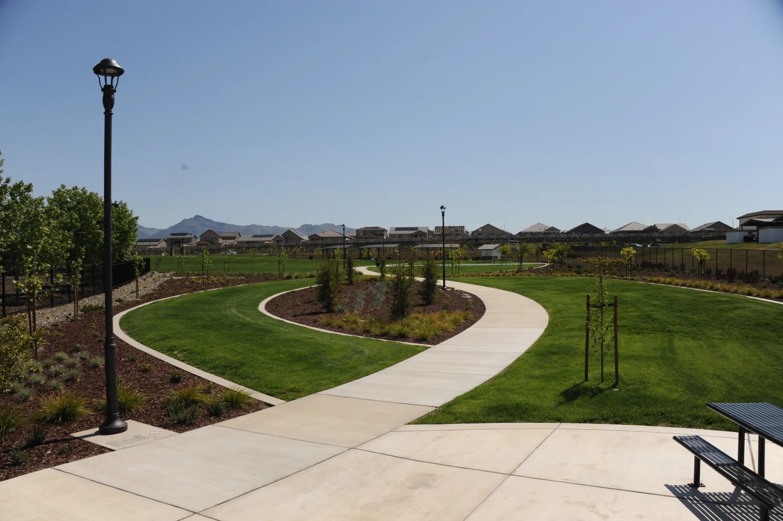 AL FRESCO LANDSCAPING INC logo