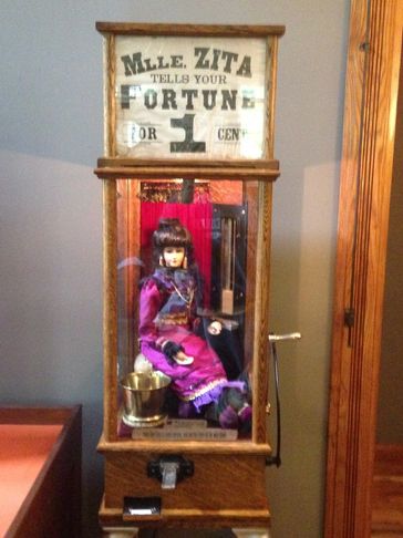 Madam Zita Fortune Teller Arcade Machine, Vintage Arcade Machine, Antique Fortune Teller